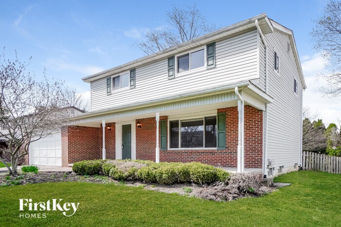 Primary Photo - 405 Lytton Way