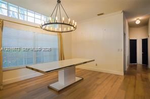 Foto del edificio - 2575 Muirfield Terrace