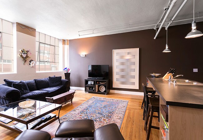 Building Photo - Boutique Apartments