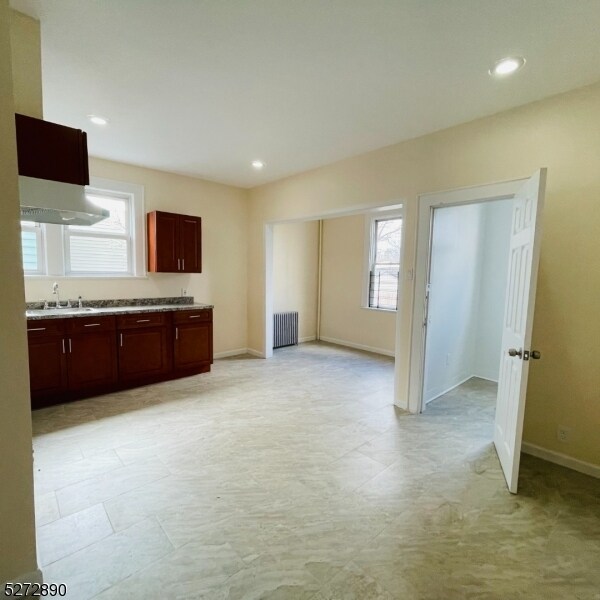 Building Photo - 23 Cleremont Ave