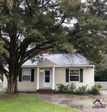 Building Photo - 122 Tinker Blvd