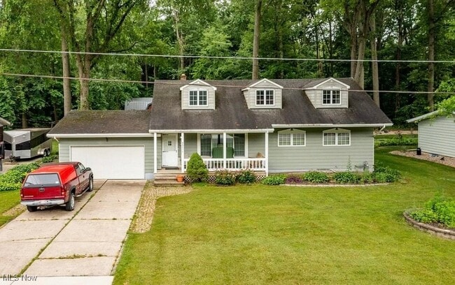 Building Photo - 34371 Puth Dr