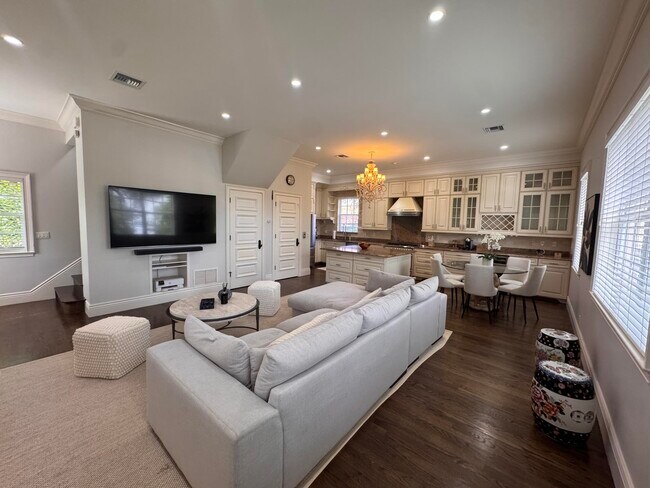 Foto del edificio - 3703 Washington Rd