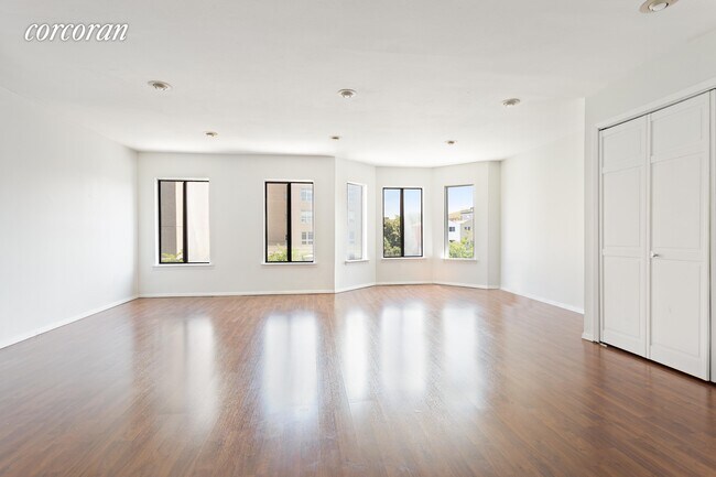 Foto del edificio - 360 Butler St