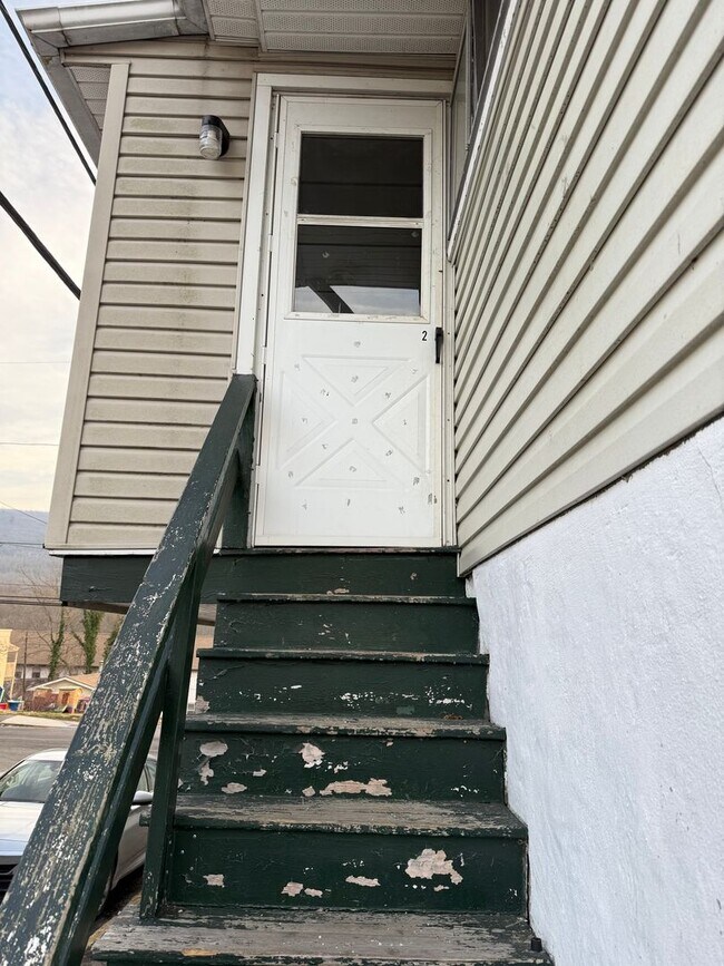 Foto del edificio - 201 W Market St