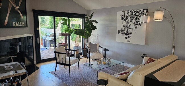 Building Photo - 3019 Bel Air Dr