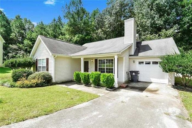 Foto del edificio - Fantastic 3bd/2ba home! Coming soon!