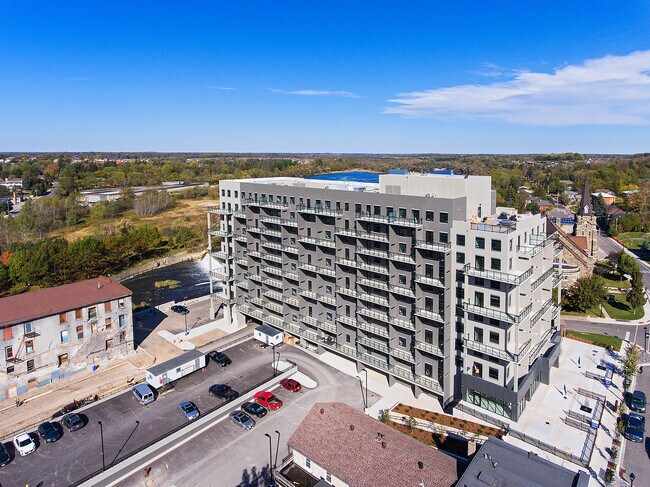 Photo du bâtiment - Riverview Apartments