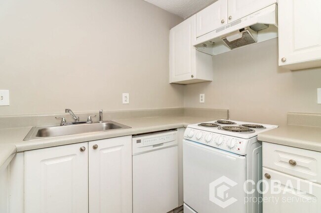 Foto del edificio - 987 Collier Rd NW