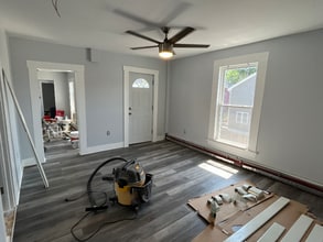 Building Photo - 127 Portland St