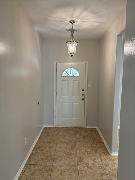 Building Photo - 21742 Orange Maple Ct