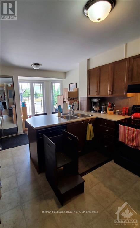 Building Photo - 114 Paseo Private