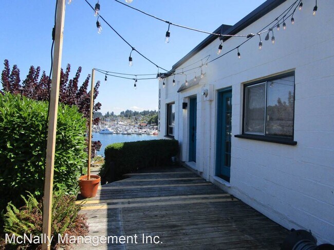 Foto del edificio - 3 br, 2 bath House - 8802 N Harborview Dr