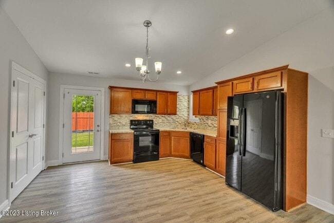 Building Photo - 2718 Bagby Way