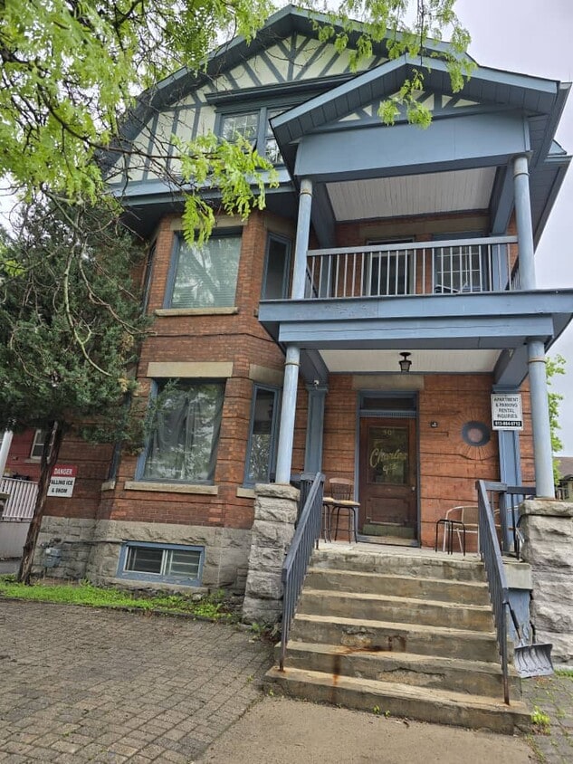 Primary Photo - 301 Rue Wilbrod St