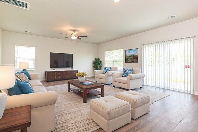 Foto del edificio - 261 Clydesdale Cir