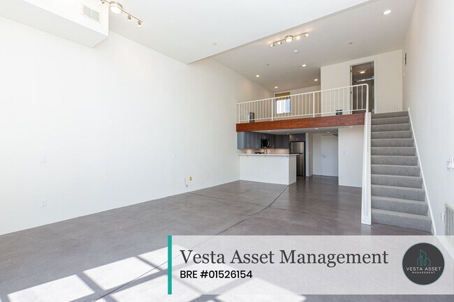 Building Photo - Spacious Designer Loft in One of San Francisco's Most Connected Neighborhoods
