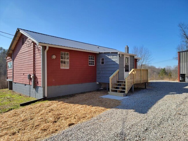 Building Photo - 1051 Catoosa Rd