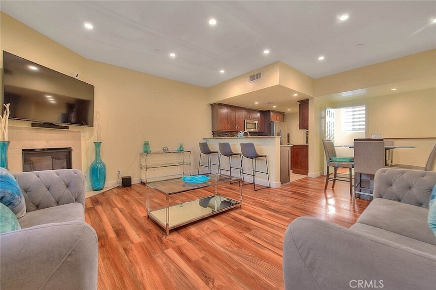 Foto principal - 900 S Dwight Ave