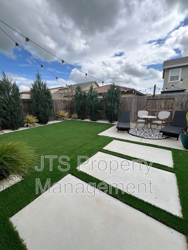 Building Photo - 12158 Byrony Ct