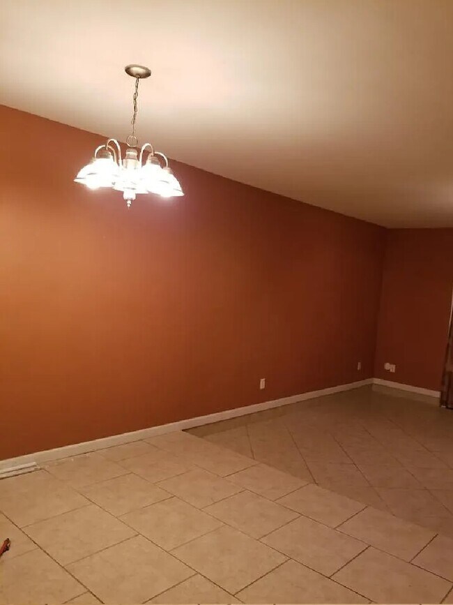 114 Jefferson Ave Unit 114, Slidell, LA 70460 Condo for Rent in