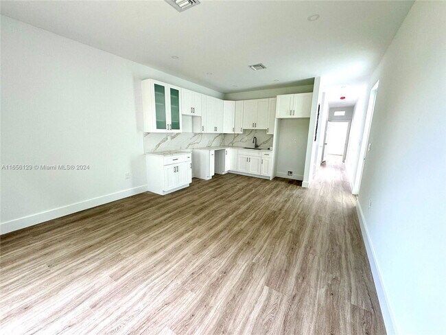 Foto del edificio - 2931 NW 57th St