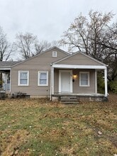 Building Photo - 3446 N Parker Ave