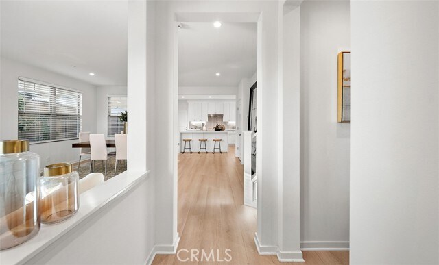 Building Photo - 106 Sunnyside