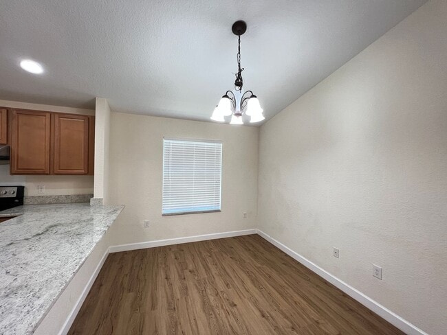 Foto del edificio - Available April 1st! Beautiful 3BR/2BA in ...