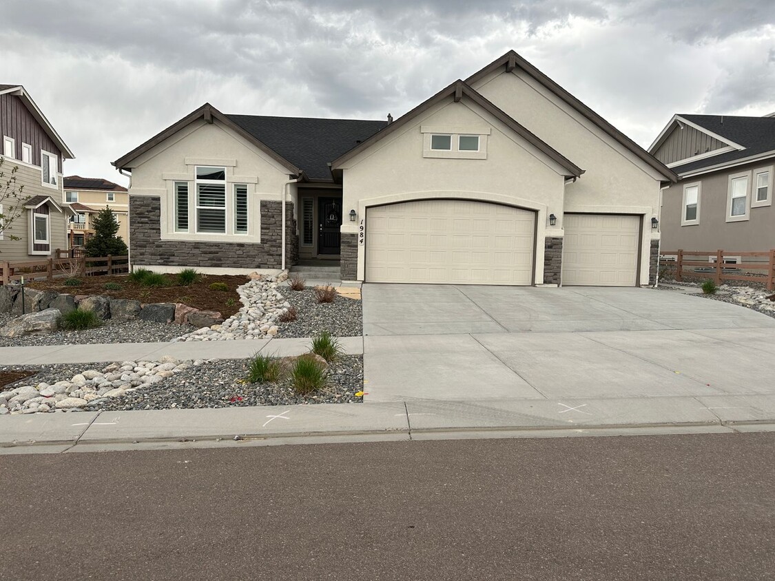 Foto principal - STUNNING HOME IN FLYING HORSE! CLOSE TO PO...