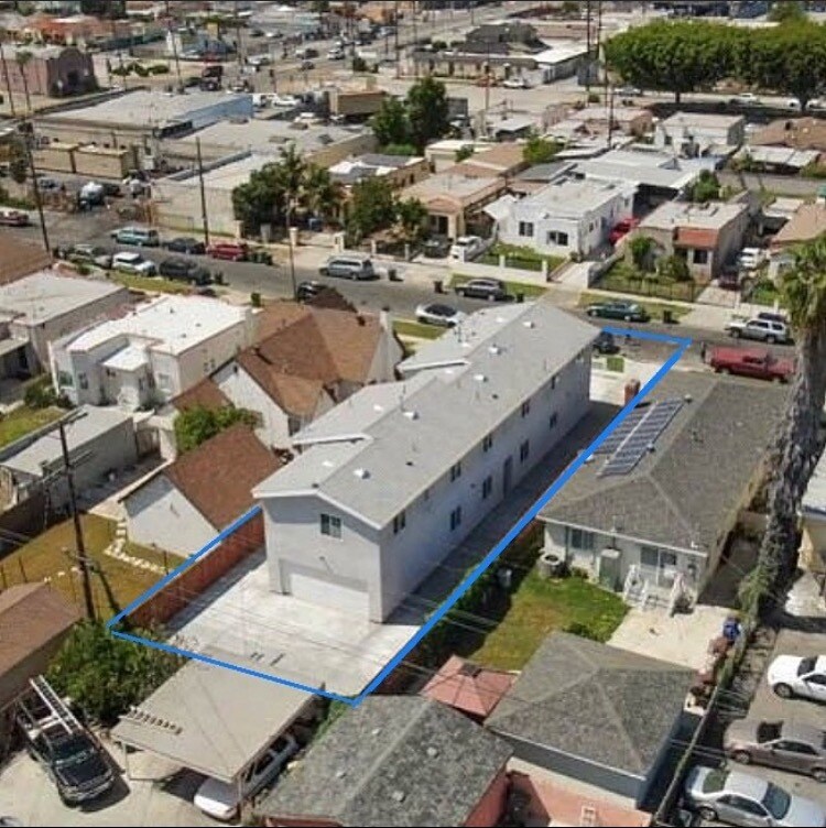 Exterior Building - 432 W 99th St