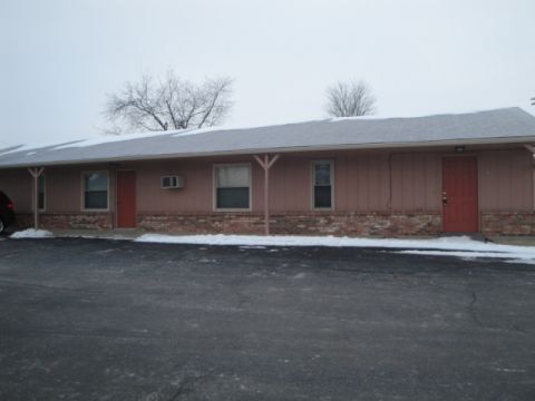 Primary Photo - 212 N Main St