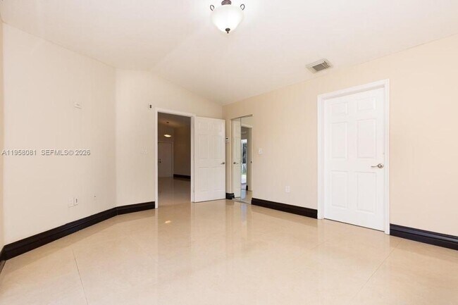 Foto del edificio - 4148 SW 153rd Terrace