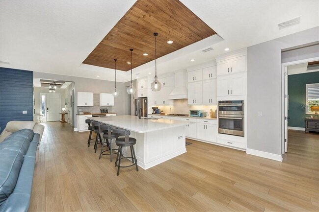 Foto del edificio - 18805 Valleta Ave