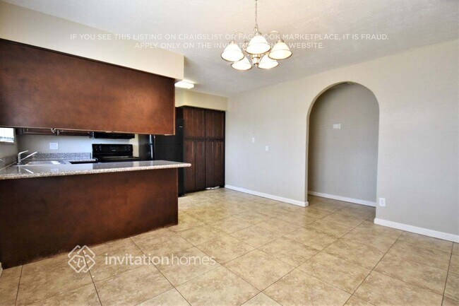 Building Photo - 4753 N 70th Ave