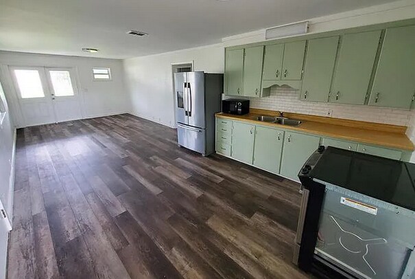 Foto del edificio - 1666 Sunset Pl