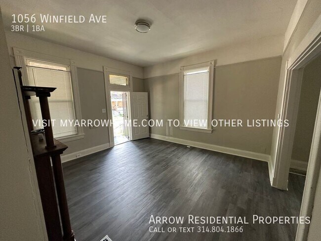 Foto del edificio - 1056 Winfield Ave | 3 Beds, 1 Bath