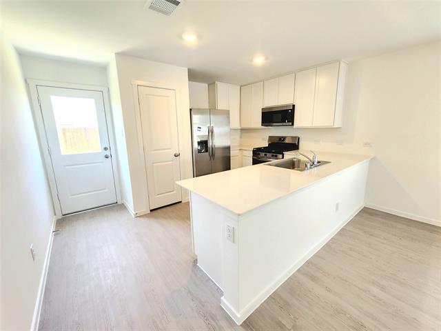 Foto del edificio - 2260 Neyland Dr
