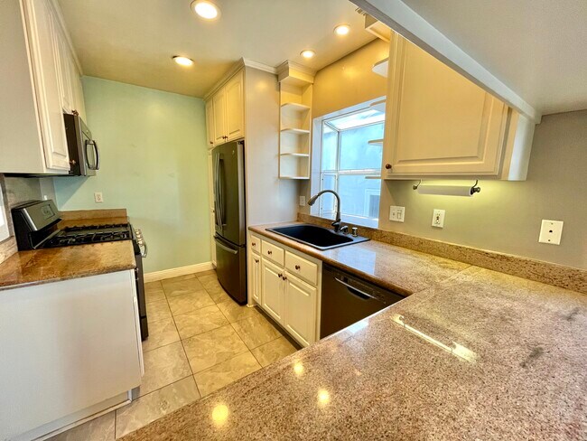 Foto del edificio - 912 N Prospect Ave