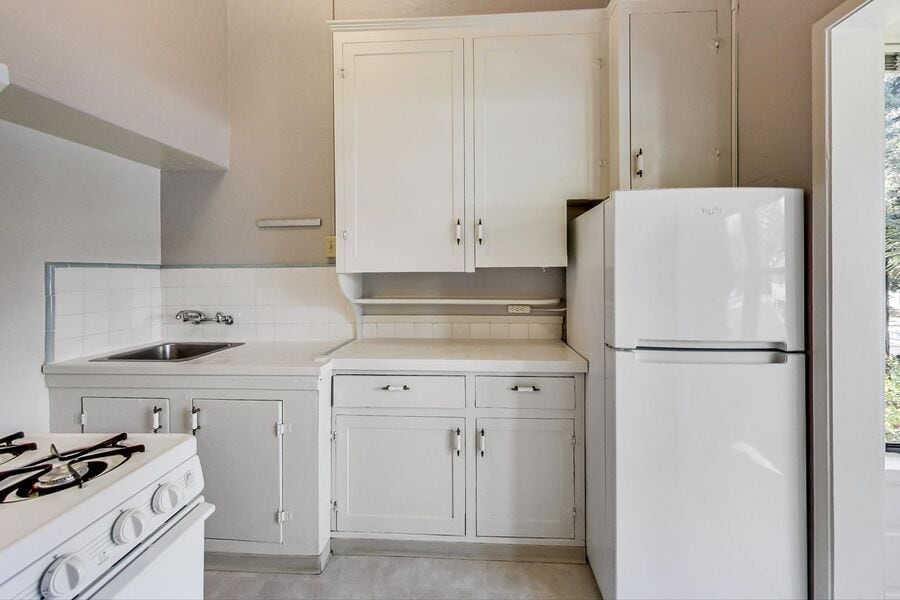 Photo - 159 Emerson Street-05