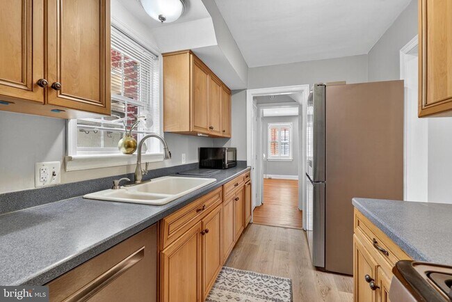 Foto del edificio - 7819 12th St NW