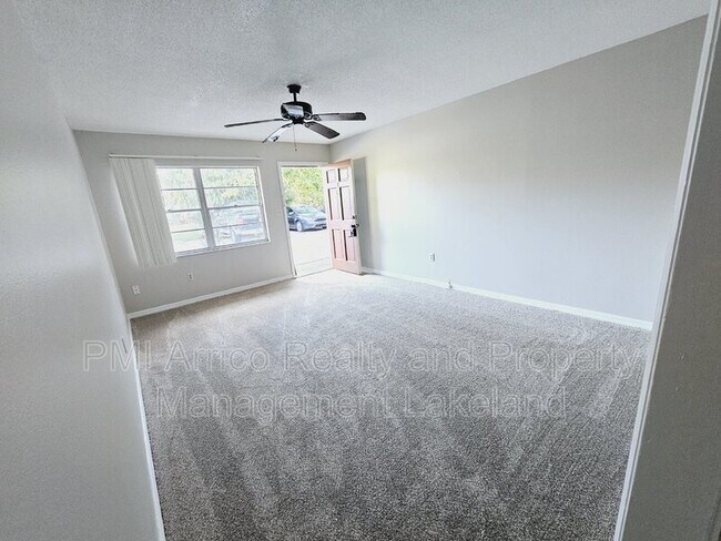 Foto del edificio - 3246 S Polk Ave