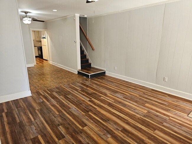 Foto del edificio - 721 W Oak St