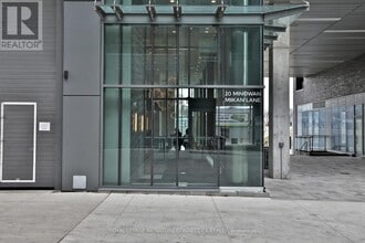 Building Photo - 20 Minowan Miikan Ln