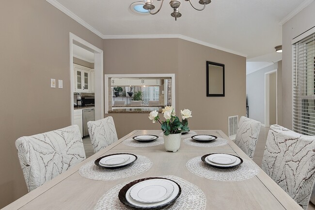 Building Photo - 99 N Deerfoot Cir