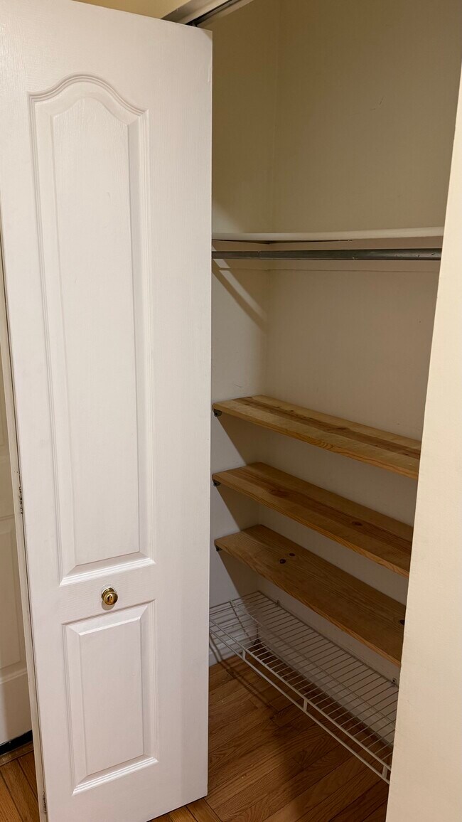 Foto del edificio - 7415 Fountain Head Dr