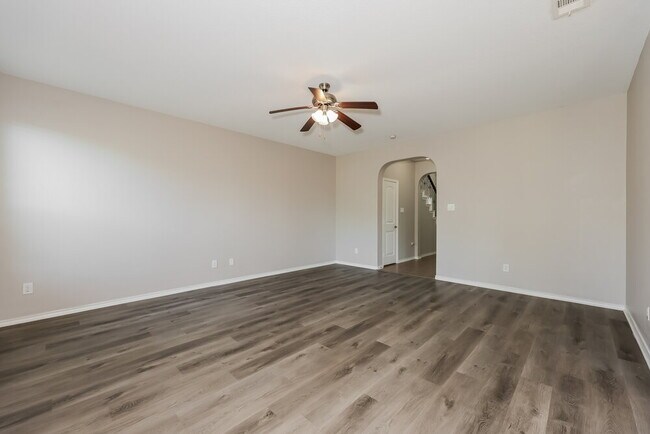Foto del edificio - 5021 Britton Ridge Ln