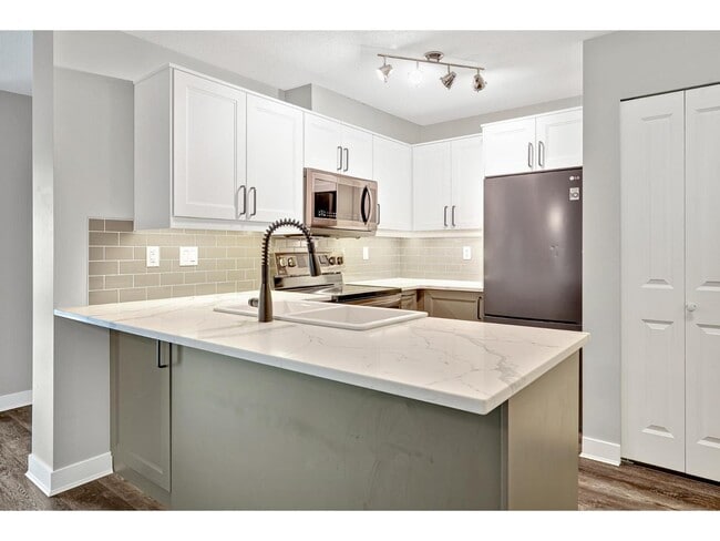 Building Photo - 8928-8202 202 St.