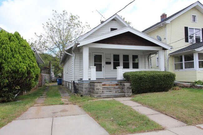 Building Photo - 3904 Burton Ave