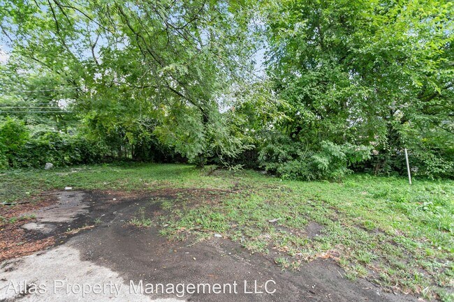Building Photo - 3 br, 1 bath House - 1500 East 77th Street